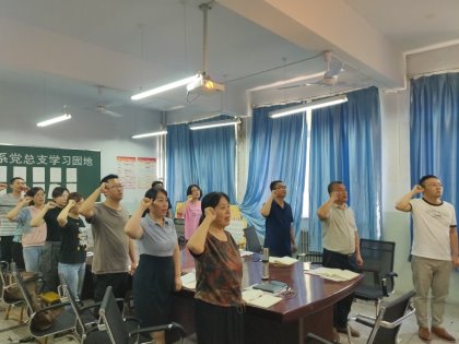 说明: C:\Users\Administrator\Desktop\新建文件夹\9623e58a5214b1c8215c80a55c8e5ab.jpg